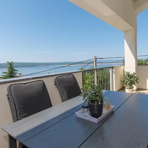  Apartment Moon Kroatien
